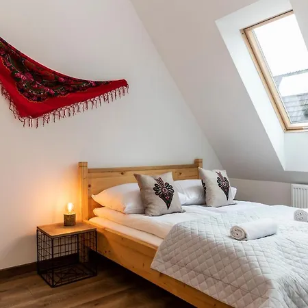 Udanypobyt Krzeptowki Potok *