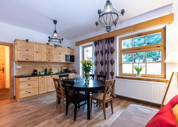 Udanypobyt Krzeptowki Potok ザコパネ