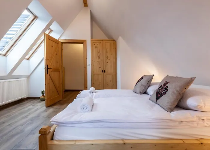 Udanypobyt Krzeptowki Potok *