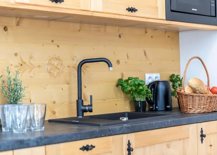 Udanypobyt Krzeptowki Potok *